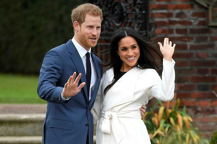 Harry - Meghan kiếm tiền cách nào sau khi rời hoàng gia